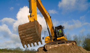 JCB JS290 Heavy Tracked Excavator Offers Operator Comfort and Safety