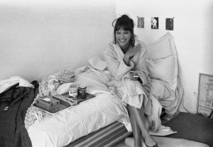 Anna Karina on set