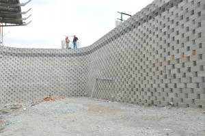 retaining wall drainage system design