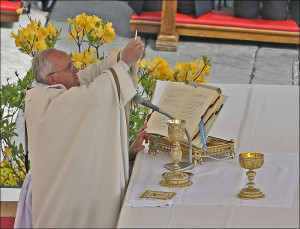 Vatican-Pope-Easter-mass.jpg