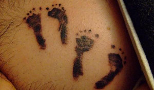 35 Overwhelming Baby Footprint Tattoos - SloDive