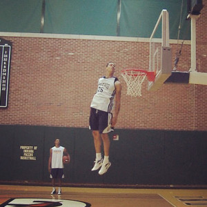 Gerald Green Jumping, Head Above Rim! Amazing plus some alley-oops