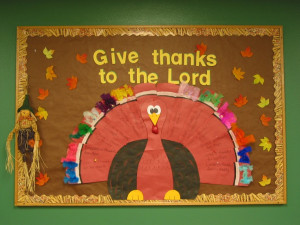 Thanksgiving bulletin board idea