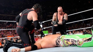 SummerSlam 2013: Brothers of Destruction vs The Shield. Wait!