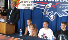 Media report on Doghouse Boxing (July 31, 2009)