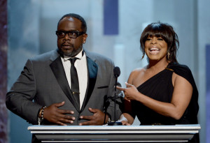 Niecy Nash Actors Cedric The Entertainer And Speak Onstage