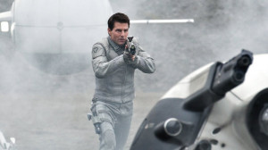 Tom Cruise (as Jack Harper in Oblivion)