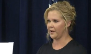 Amy Schumer Introduces Gun Control Legislation Because She’s A ...