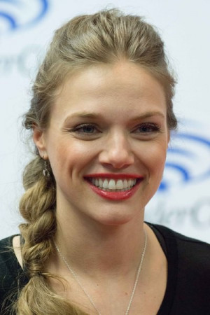 Tracy Spiridakos