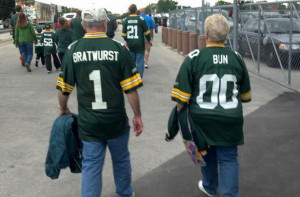 Awww, Aren’t These Old Packers Fan Sweet? (On Second Thought, Maybe ...