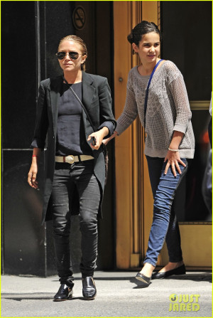 Mary Kate Olsen Hangs With...