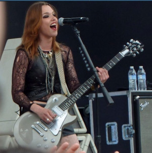 Lzzy Hale Picture