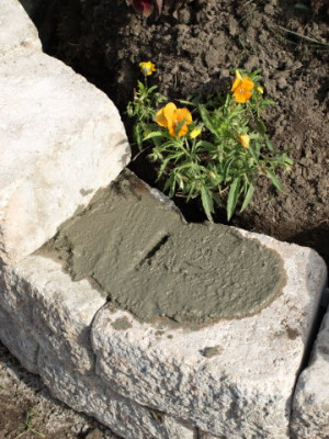surface Apply a slope of cement mortar on top of the insulation