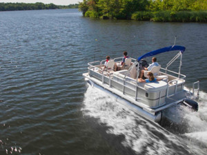 Have a question about the 2013 Sweetwater Sweetwater Sunrise 186 F?