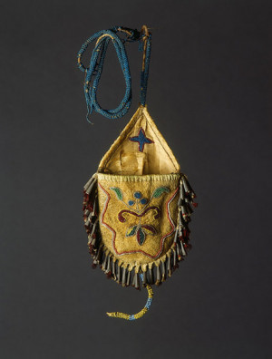 Native American Plains Indian Lakota Sioux Pouch (1800 to 1900North ...