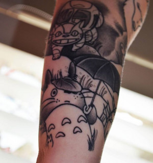 Totoro sleeve black and white: Tattoo Ideas, Tattoo Henna, Tattoo ...