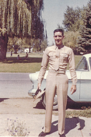 Go Back > Gallery For > R Lee Ermey Young