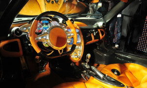 Auto del año 2012 - Pagani Huayra - según revista Británica EVO