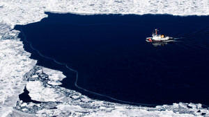 The USCGC Mobile Bay breaks ice in Green Bay in March near Washington ...