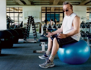 Christopher Hitchens excercising