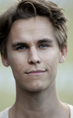 ... arnold names rhys wakefield still of rhys wakefield at tropfest 2013