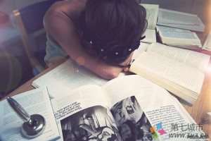 被人玩弄了感情,把自己的心给丢了。