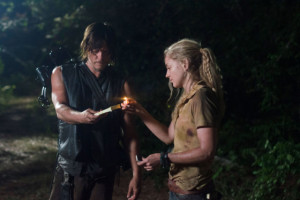 (Norman Reedus) and Beth Greene (Emily Kinney) - The Walking Dead ...