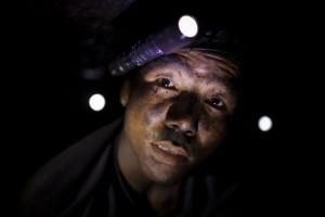 coal-mines-of-meghlaya-india_coal-mine-workers-6.jpg