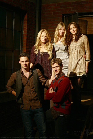 , Blake Lively, Taylor Momsen, Leighton Meester, and Connor Paolo ...