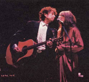 Bob Dylan & Patti Smith: Dark Eyes, December 1995 (Video & Audio)