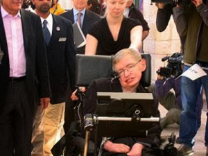 320px-Stephen_Hawking_on_his_way_to_a_lecture_before_highschool ...