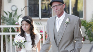 Dying Dad Walks 11-Year-Old Daughter Down 'Aisle' in Heartbreaking ...