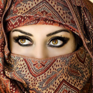 30 of the Most Beautiful Eyes from Women Around the World