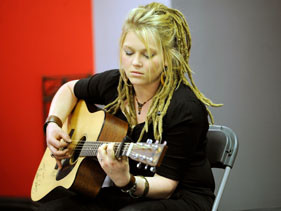 Crystal Bowersox’s Mentors Knew She Was A Star: The MTV News Quote ...