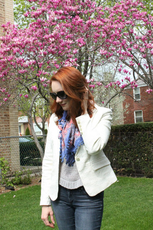 simple outfit from That Redhead, under the magnolia tree.