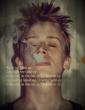 Macaulay Culkin Smoking Tumblr