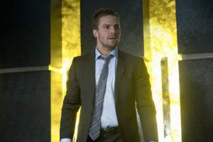 Stephen Amell as Oliver Queen in 'Arrow' S02E18: 'Deathstroke'