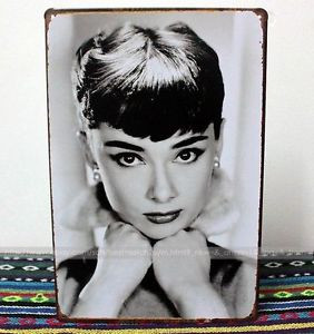 Audrey-Hepburn-Hold-Chin-Quote-Retro-Metal-Tin-Sign-Bar-Art-Poster ...