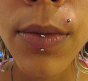 vertical-lip-piercing-and-monro-piercing.jpg