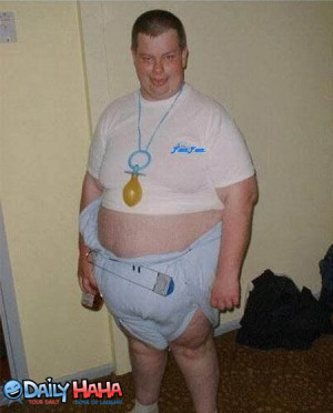 http://s1.static.gotsmile.net/images/2010/10/07/fat_guy_in_diapers.jpg ...