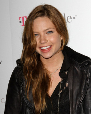 Daveigh Chase Picture Celebrity Magenta Carpet Arrivals The