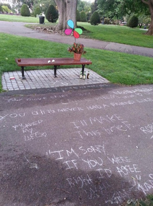 Robin Williams tributes appear at Good Will Hunting bench in Boston