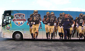 Notre Dame team bus at the airport. (abc3340.com)