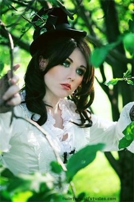 Author Interview & Book Review: Dearly, Departed by Lia Habel