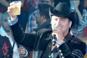 Juli n lvarez sigue cosechando xitos