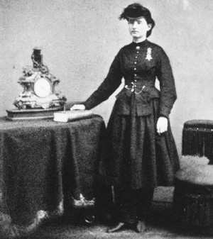 Dr. Mary E. Walker, Civil War Doctor, only female Medal of Honor ...