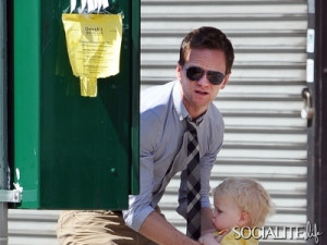 Neil-Patrick-Harris-and-David-Burtka-out-for-walk-with-their-twins-in ...