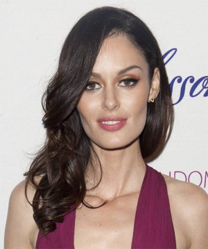 Nicole Trunfio Hairstyles | Celebrity Hairstyles by TheHairStylercom ...