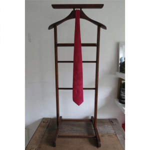 Clothes Hanger Valet Stand