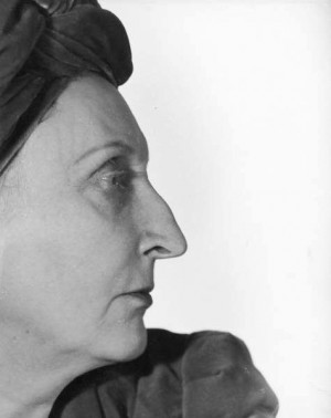 Edith Sitwell(profile, close-up), 1948